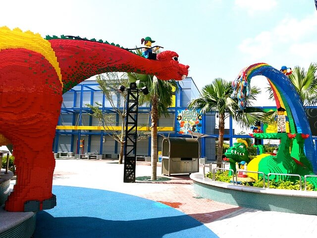 Anderswo-Apartments - Dinosaurier Legoland